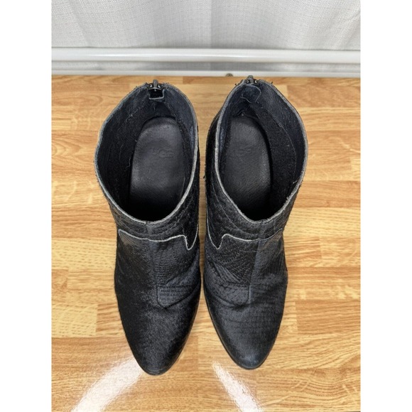 UGG Genuine Calf Hair Charlotte Black Snake Embossed Ankle Boots Size 8 - Picture 6 of 7